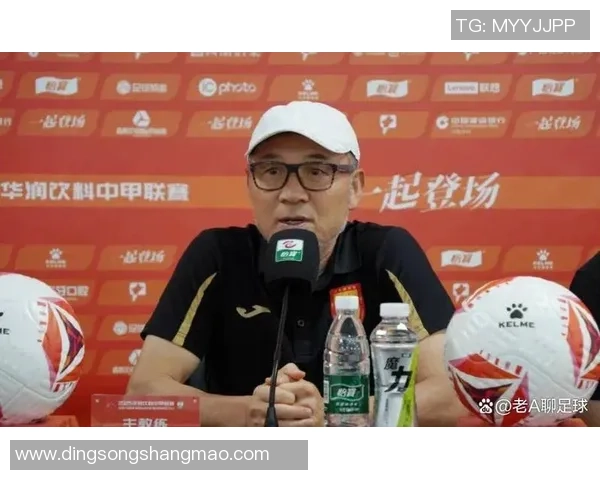 张外龙:向余望是中国足球未来的重要资源,我曾帮他重建决心 张外龙:向余望是中国足球未来的重要资源,我曾帮他重建决心